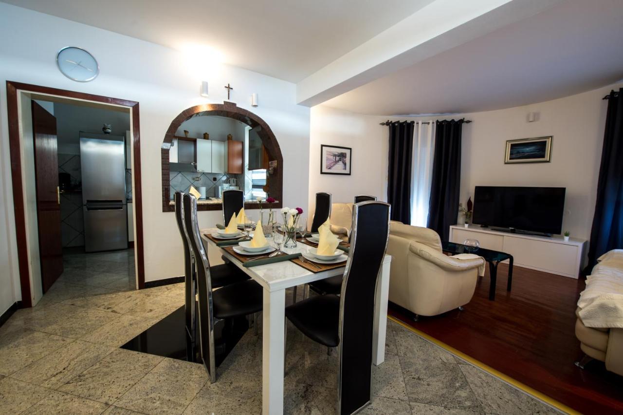 Seaside Apartments With A Swimming Pool Zecevo Rtic, Rogoznica - 8366 Zewnętrze zdjęcie