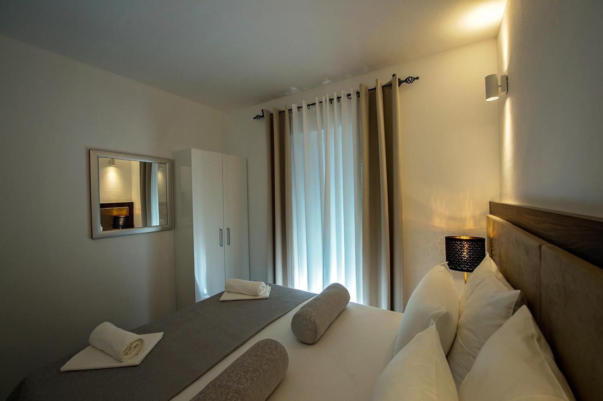 Seaside Apartments With A Swimming Pool Zecevo Rtic, Rogoznica - 8366 Pokój zdjęcie